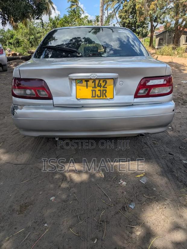 Toyota Carina 2001 Silver