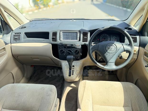 Toyota Corolla Spacio 2005 Blue