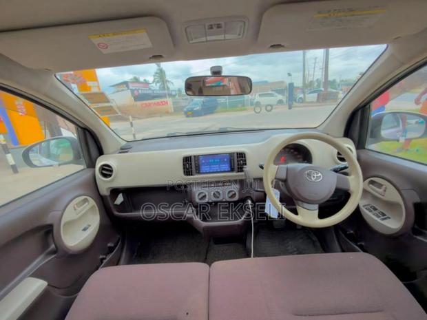 Toyota Passo 2012 Purple