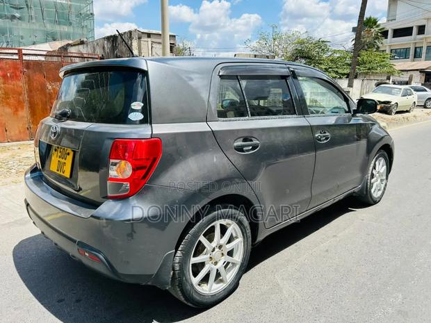 Toyota IST 2008 Gray