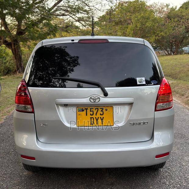 Toyota Corolla Spacio 2005 Silver