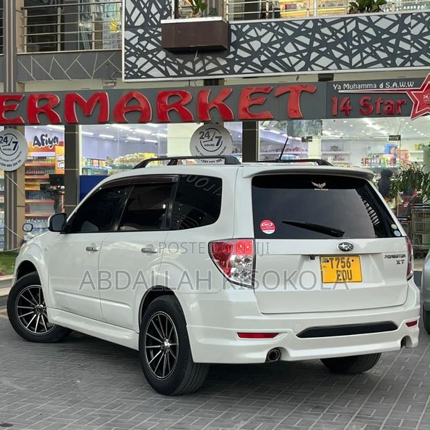 Subaru Forester 2.0D X 2010 White
