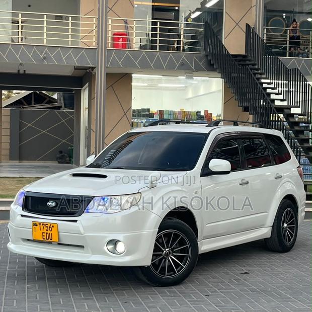 Subaru Forester 2.0D X 2010 White