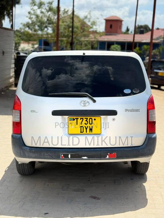 Toyota Probox 2004 Silver