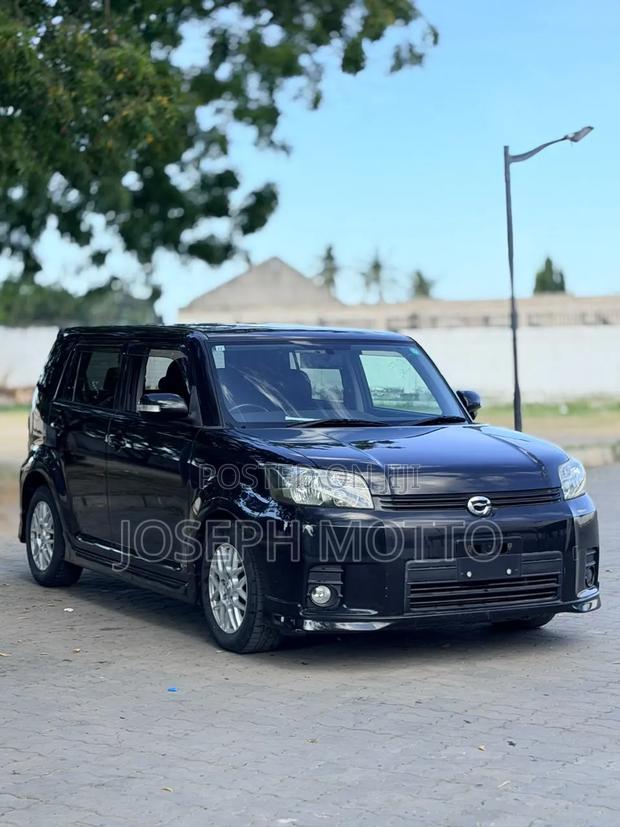 Toyota Rumion 1.5 FWD 2023 Black