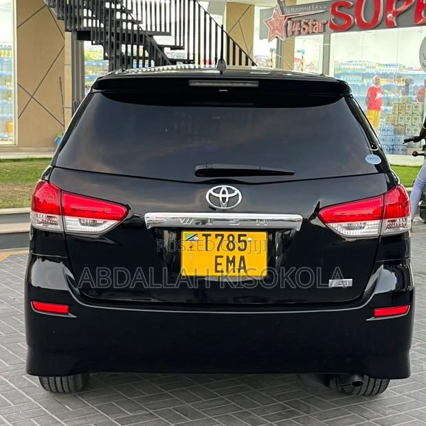 Toyota Wish 2012 Black