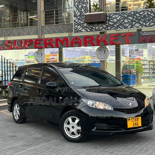 Toyota Wish 2012 Black