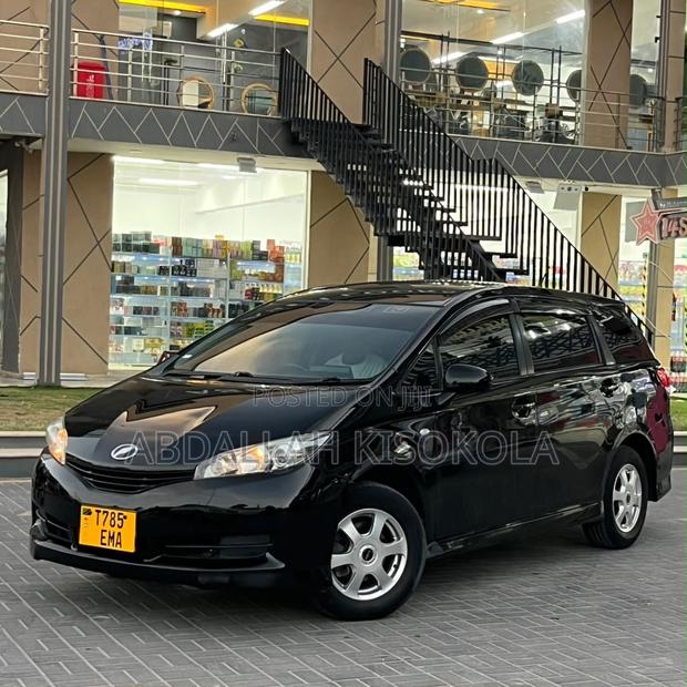 Toyota Wish 2012 Black