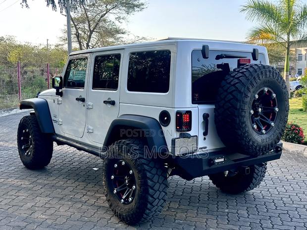 Jeep Wrangler 2017 White
