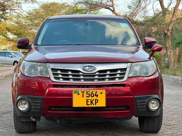 Subaru Forester 2011 Red