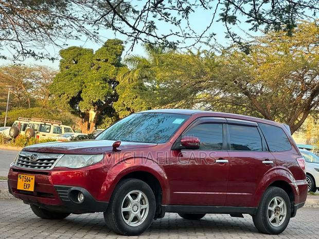 Subaru Forester 2011 Red