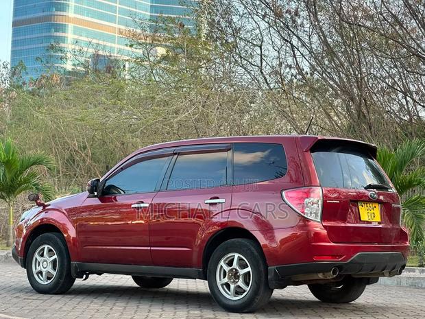 Subaru Forester 2011 Red