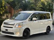 Toyota Noah 2009 White for sale