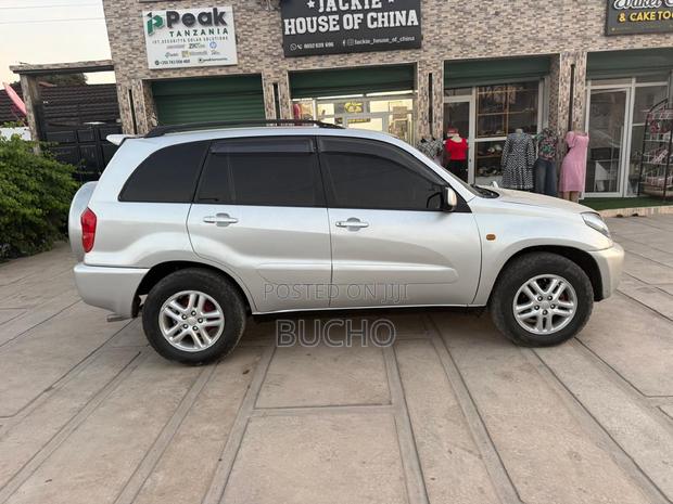 Toyota RAV4 2005 Silver