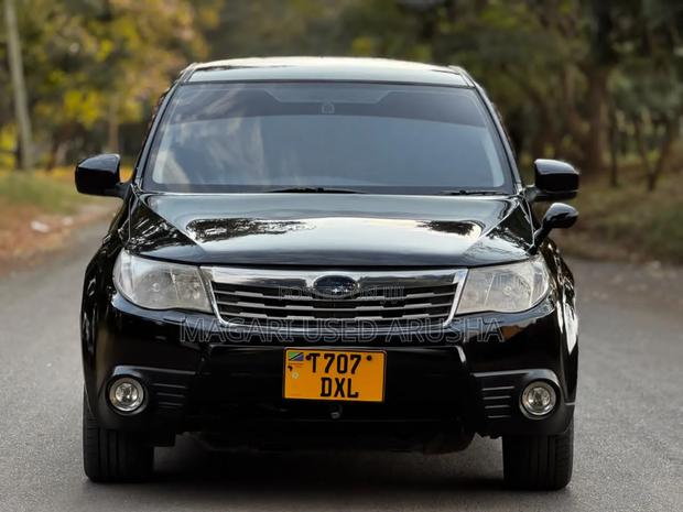 Subaru Forester 2010 Black