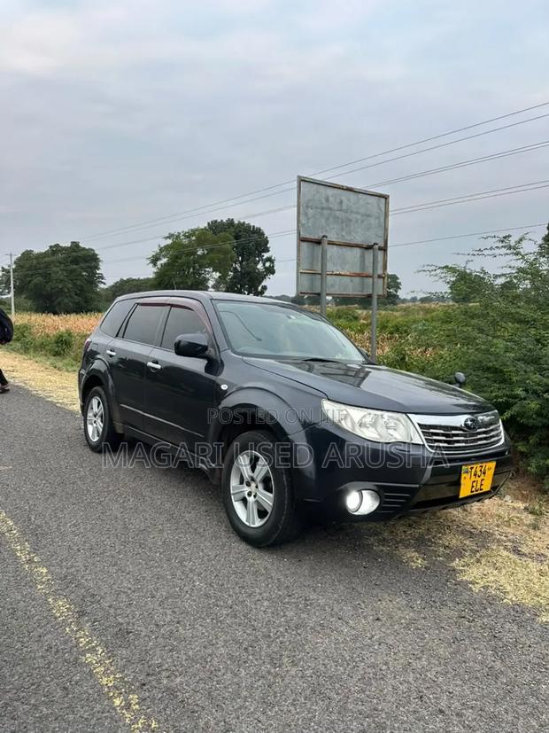 Subaru Forester 2010 Black
