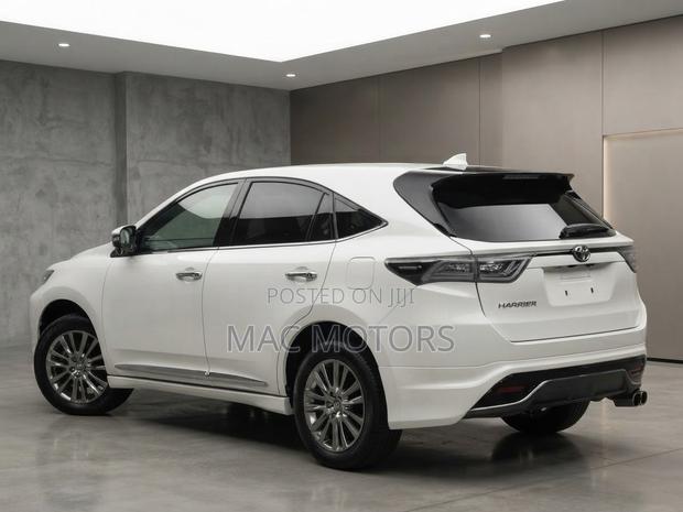 Toyota Harrier 2016 White