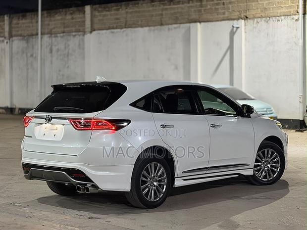 Toyota Harrier 2016 White