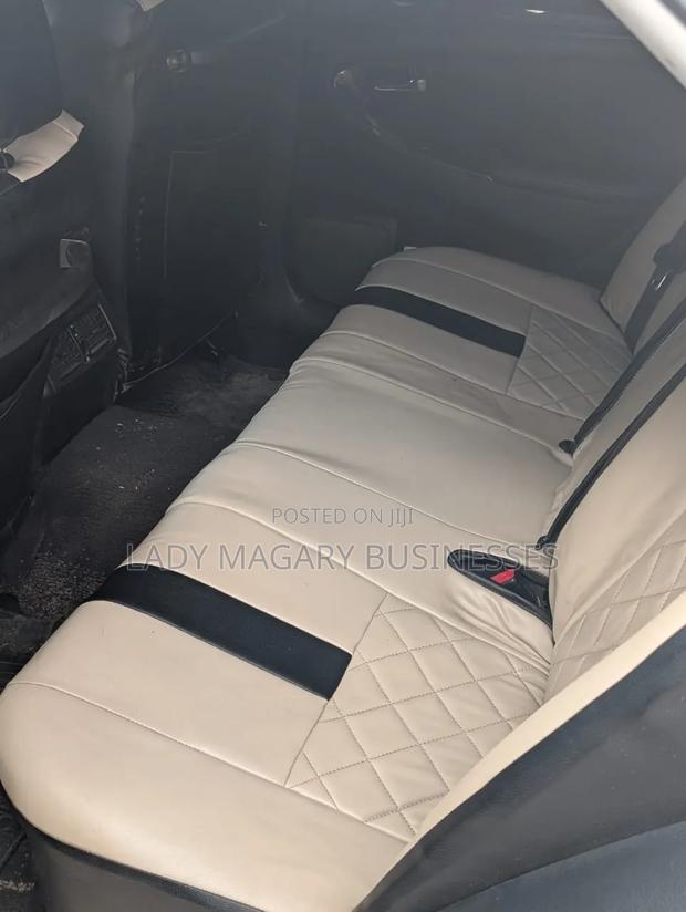 Toyota Crown Royale 2005 Silver