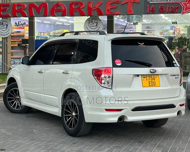 Subaru Forester 2.0D X 2010 White