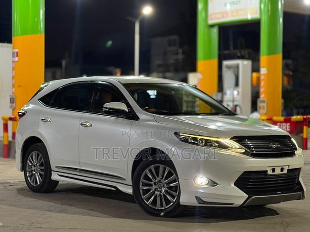 Toyota Harrier 2016 White