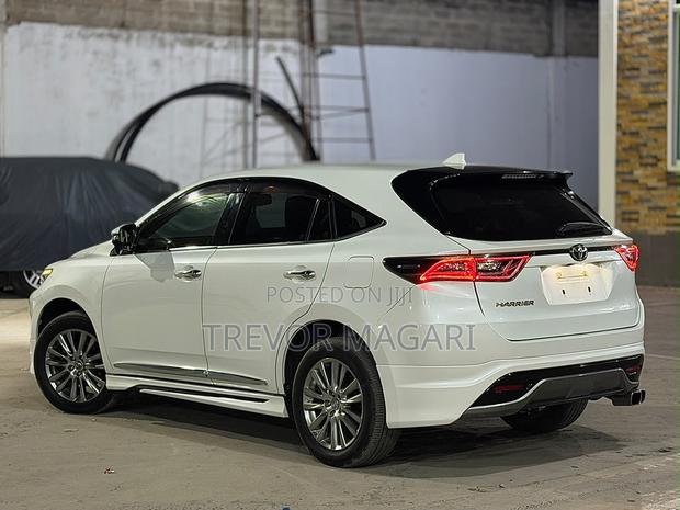 Toyota Harrier 2016 White