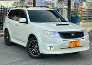 Subaru Forester 2010 White for sale