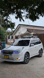 Subaru Forester 2009 White for sale