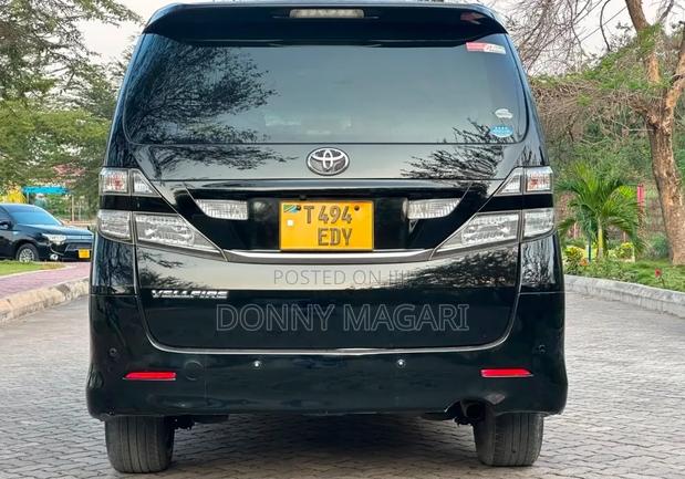 Toyota Vellfire 2009 Black