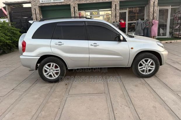Toyota RAV4 2005 Silver