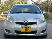 Toyota Vitz 2005 Blue for sale