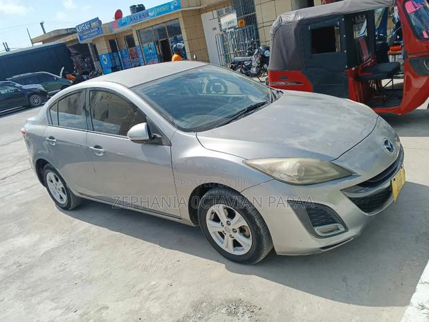 Mazda Axela 2012 Silver
