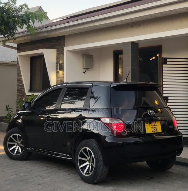 Toyota IST 2006 Black