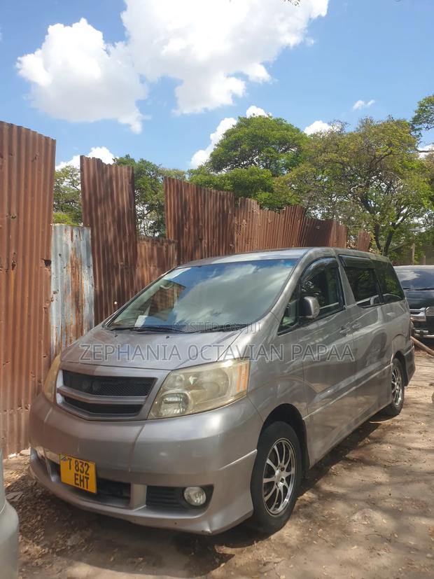 Toyota Alphard 2007 Silver