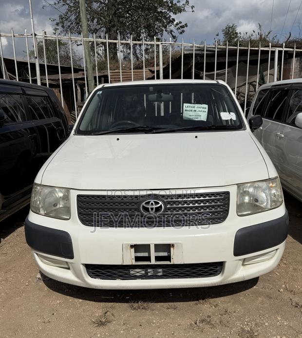 Toyota Probox 2006 White