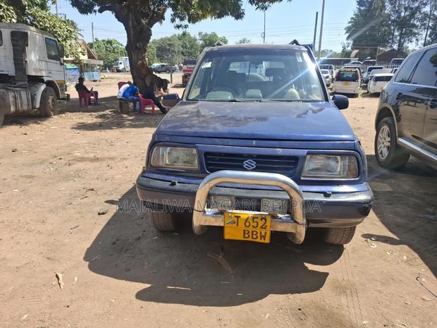 Suzuki Escudo 2005 Blue