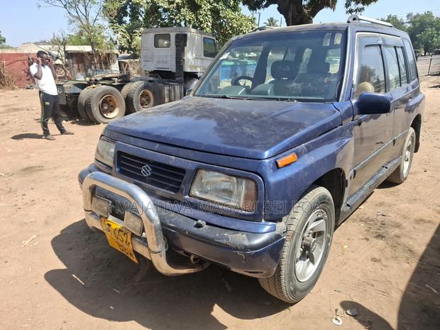 Suzuki Escudo 2005 Blue