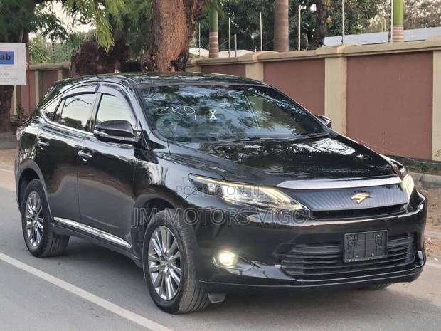 Toyota Harrier 2015 Silver