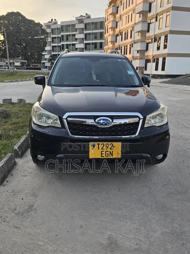 Subaru Forester 2012 Black