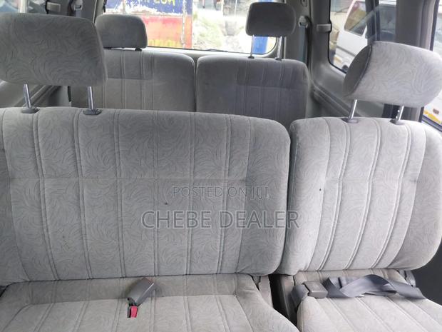 Toyota Noah 2001 Silver