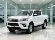 Toyota Hilux 2018 Off white for sale
