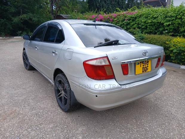 Toyota Premio 2005 Silver