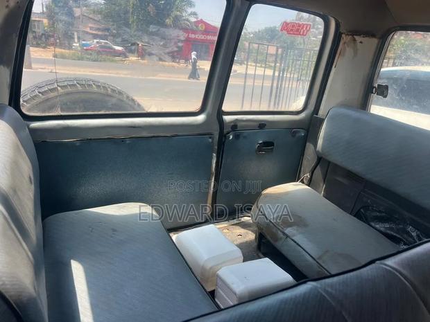 Toyota Land Cruiser 1998 Silver