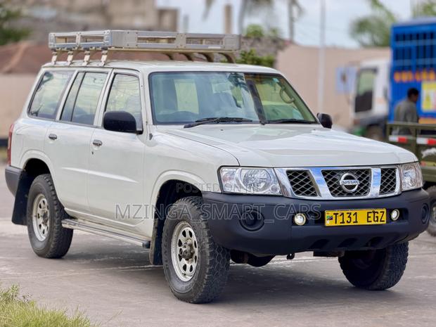 Nissan Patrol 3.0 TD GL 2007 White