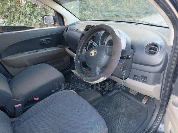 Toyota Passo 2006 Black