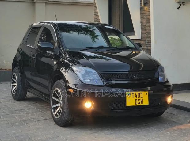 Toyota IST 2006 Black
