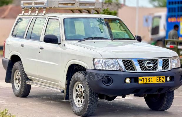 Nissan Patrol 2007 White