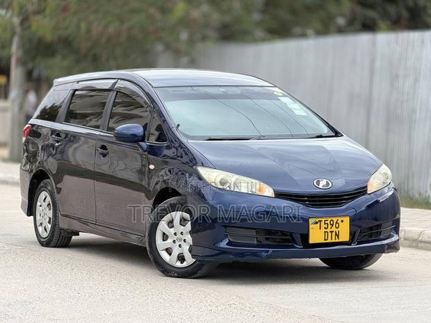 Toyota Wish 2010 Blue