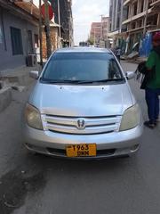 Toyota IST 2004 Silver for sale