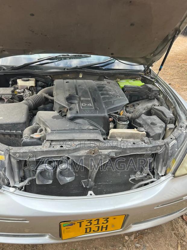 Toyota IST 2004 Silver